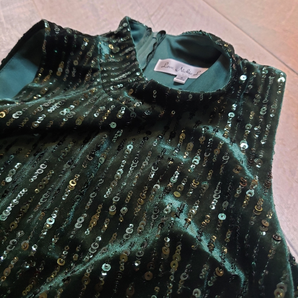 Green velvet sequin mini dress - Picture 4 of 9